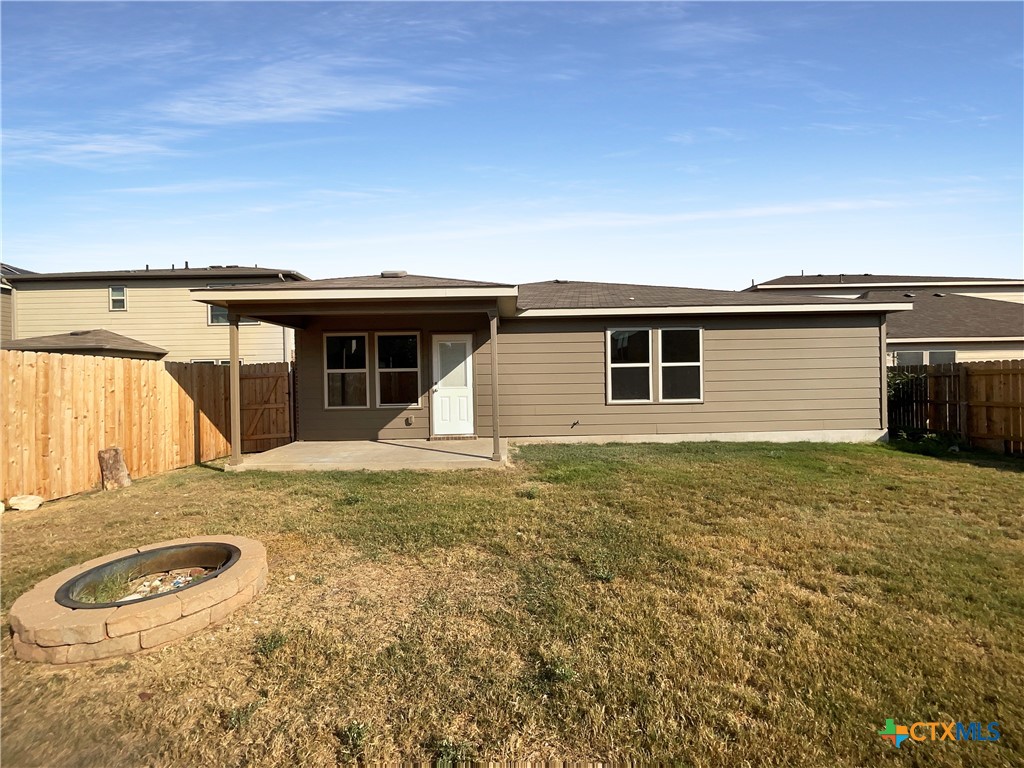 1222 Daffodil Drive Property Photo 8