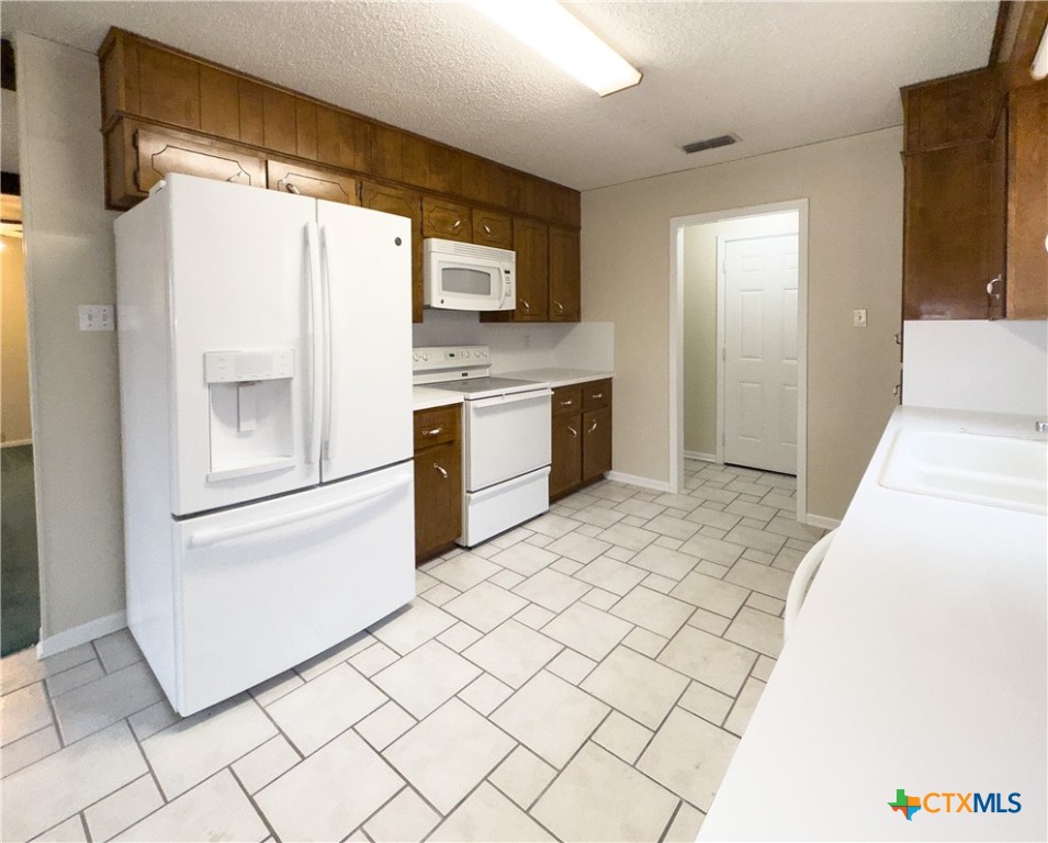 411 Orchid Drive Property Photo 17