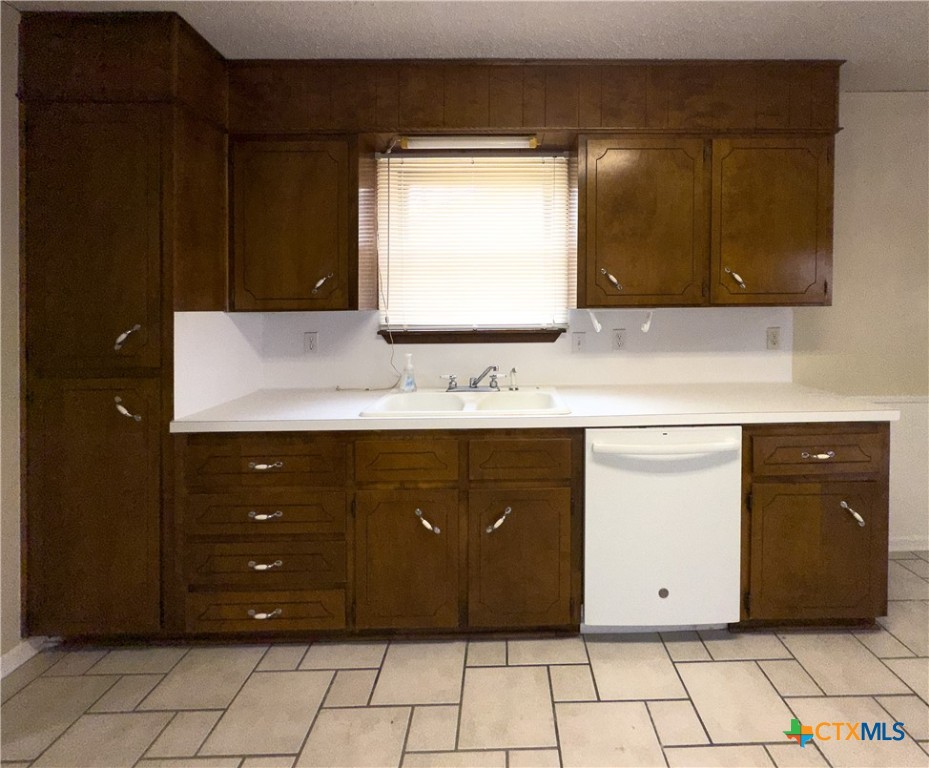 411 Orchid Drive Property Photo 20