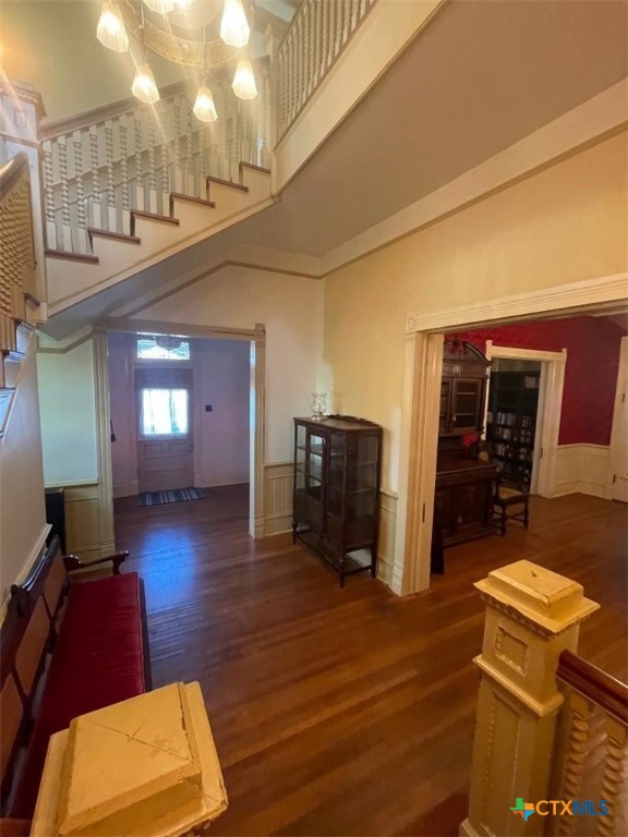 311 E Broadway Street Property Photo 5