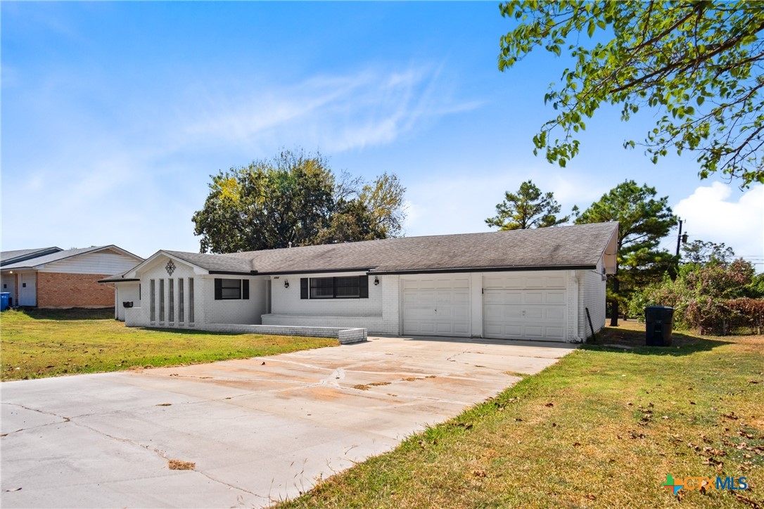 1707 Berkshire Street Property Photo 2