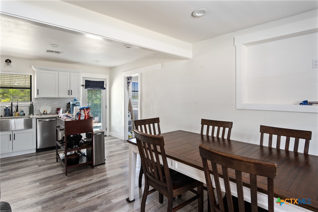 1707 Berkshire Street Property Photo 5