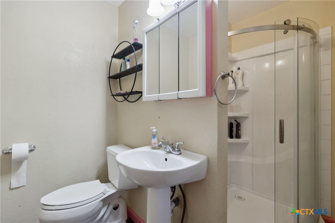 2308 Terrace Drive Property Photo 9