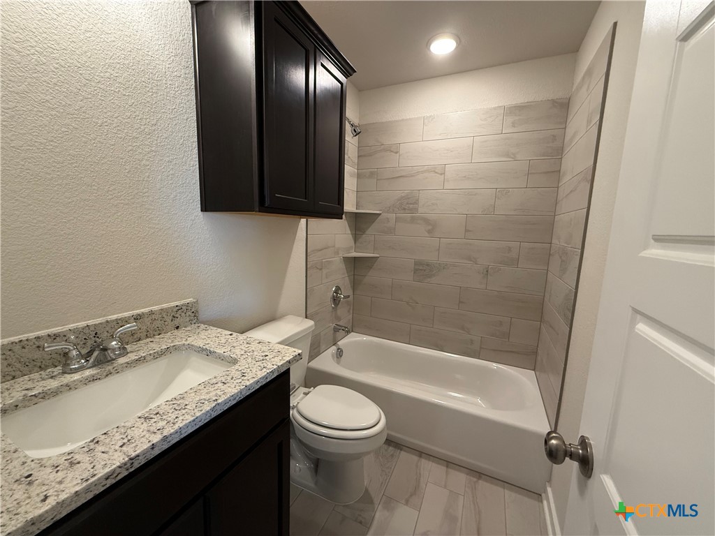 6504 Mcgregor Loop Property Photo 18