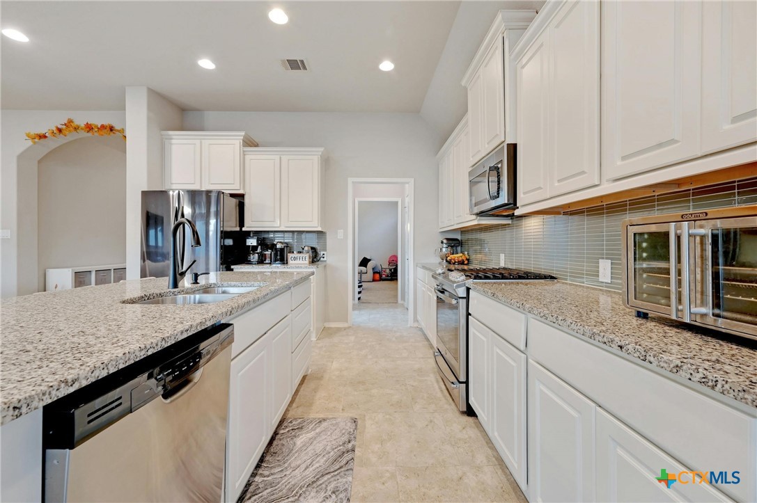 313 Durata Drive Property Photo 15