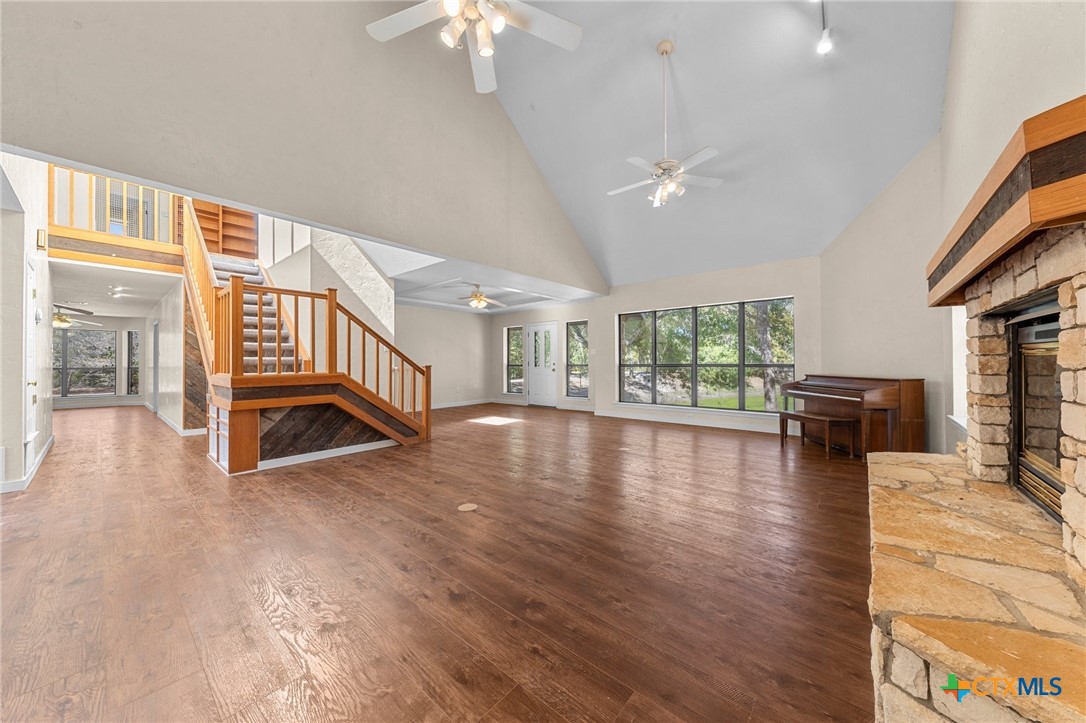 5985 Fm 2086 Property Photo 9