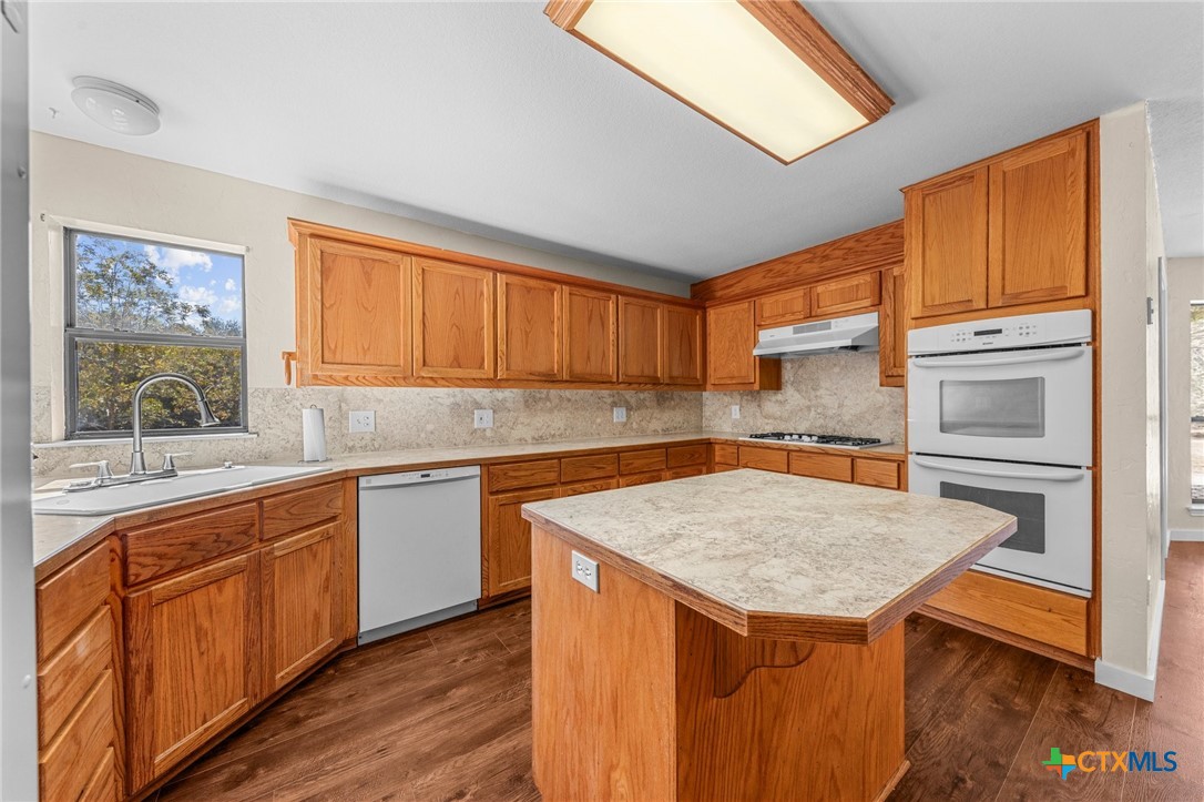 5985 Fm 2086 Property Photo 15