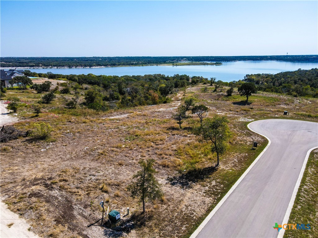 10207 Enclave Cove Property Photo 16