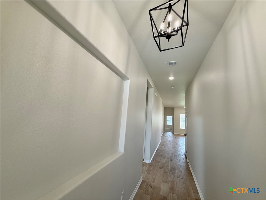 801 Eagle Crest Cove Property Photo 2