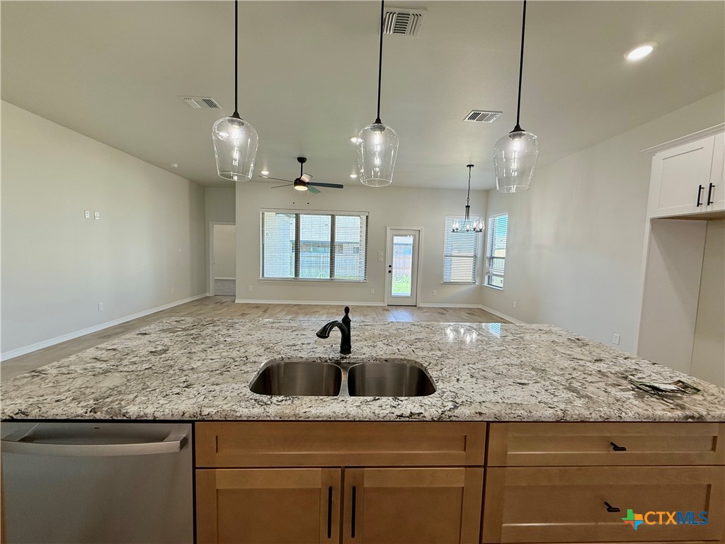 801 Eagle Crest Cove Property Photo 4