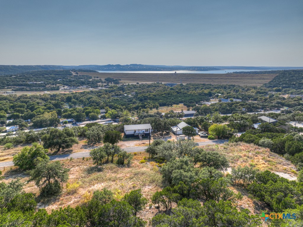505 Village Top Property Photo 7