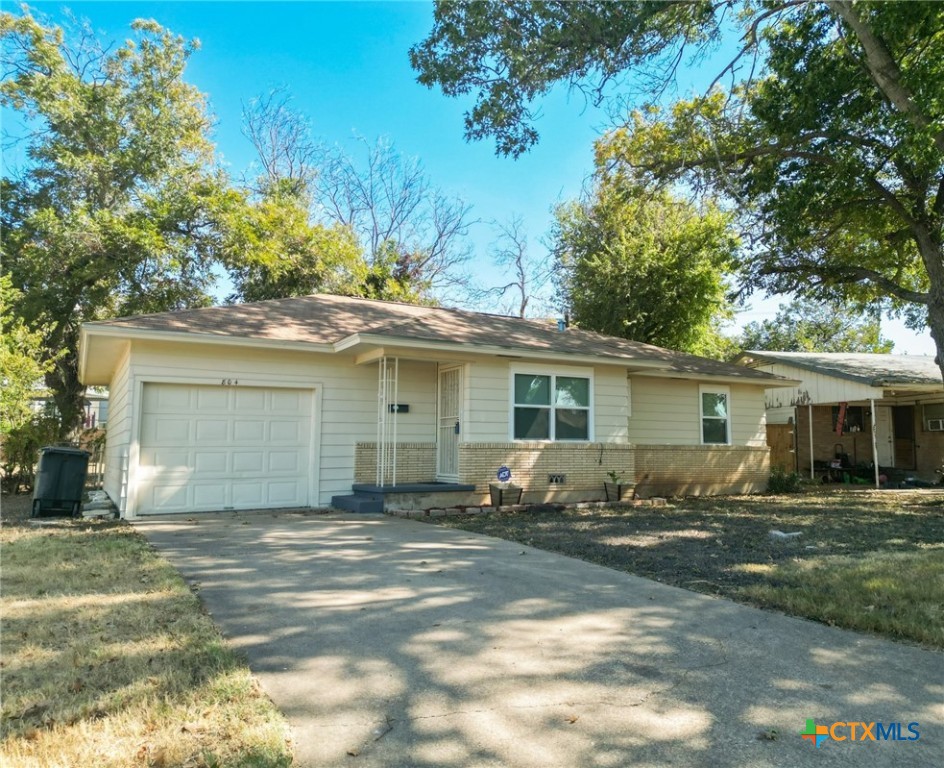 804 Alexander Street Property Photo 2
