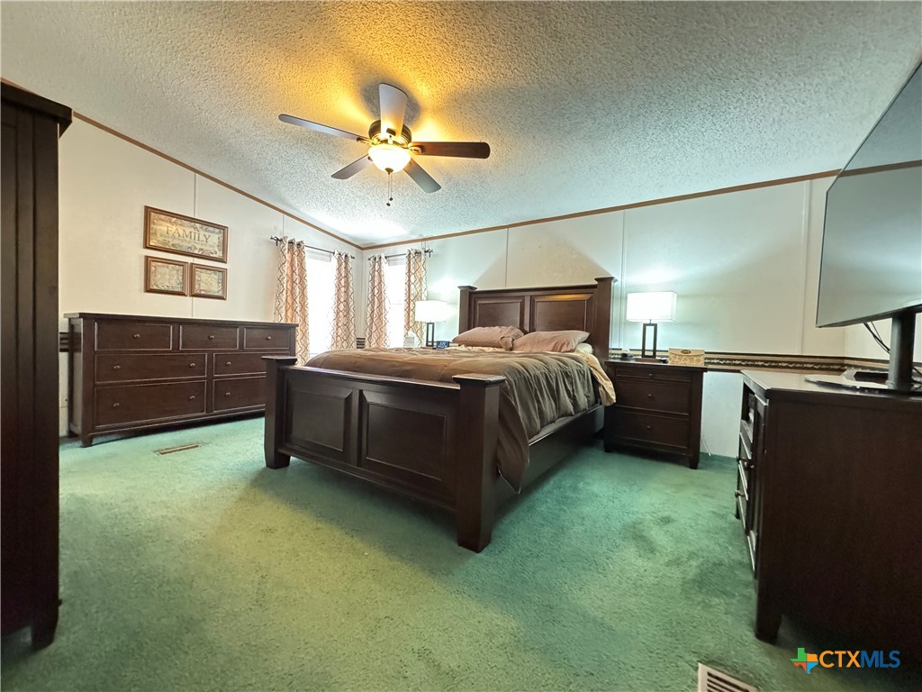 2803 Old Goliad Road Property Photo 12