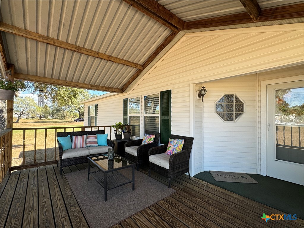 2803 Old Goliad Road Property Photo 19