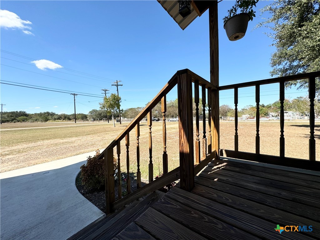 2803 Old Goliad Road Property Photo 21