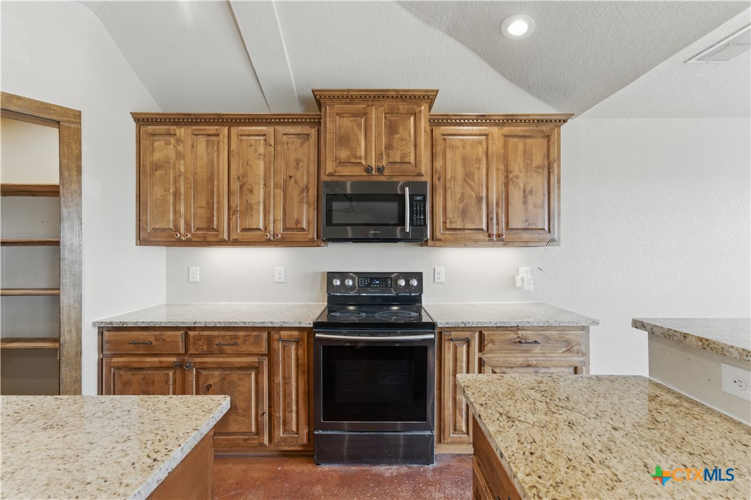 165 Lakeview Circle Property Photo 11