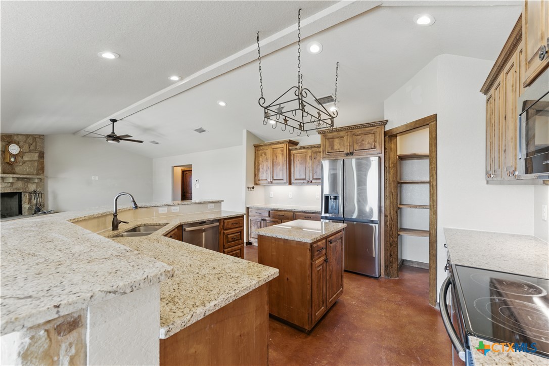 165 Lakeview Circle Property Photo 13