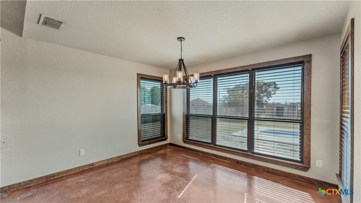 165 Lakeview Circle Property Photo 19
