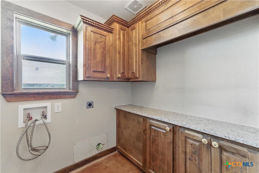 165 Lakeview Circle Property Photo 25