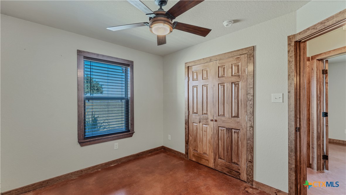 165 Lakeview Circle Property Photo 28