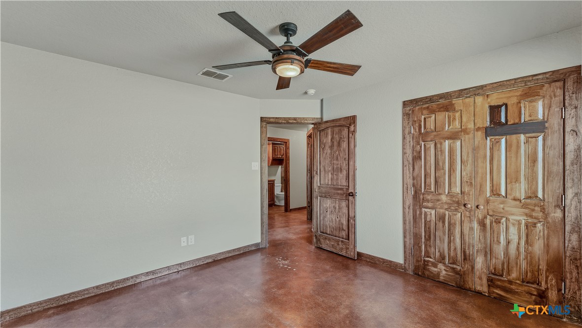 165 Lakeview Circle Property Photo 29