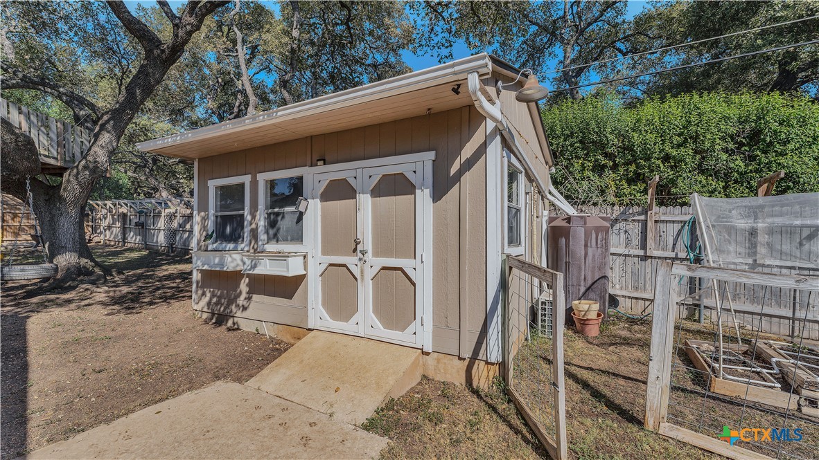 1105 Spent Wing Drive Property Photo 35