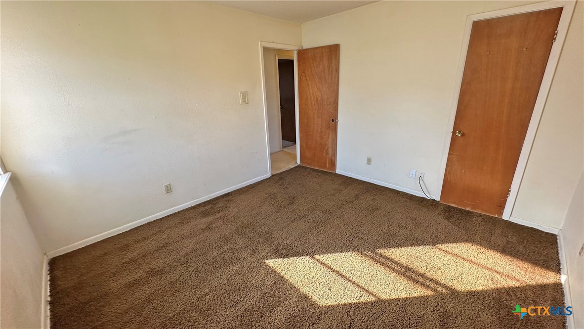 902 Holly Street Property Photo 13