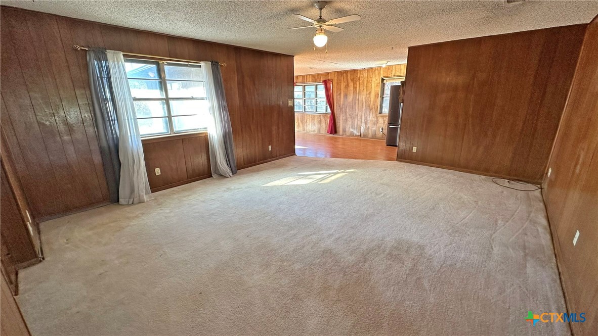 902 Holly Street Property Photo 17