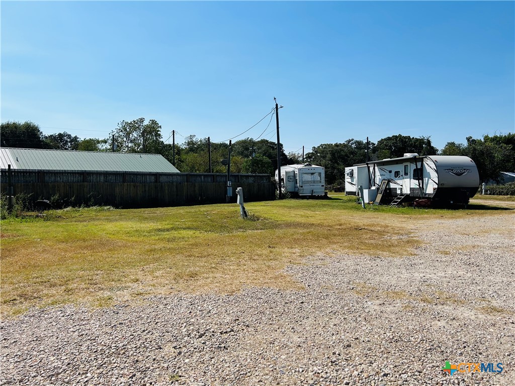 10537 Fm 616 Property Photo