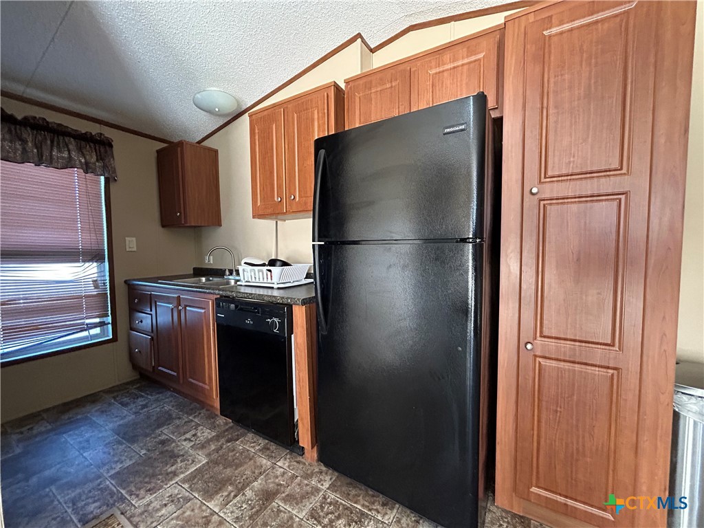 10537 Fm 616 Property Photo 10