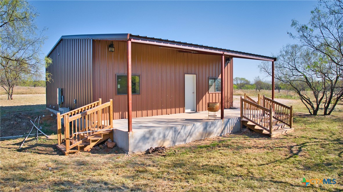 10335 Hickory Grove Road Property Photo 2