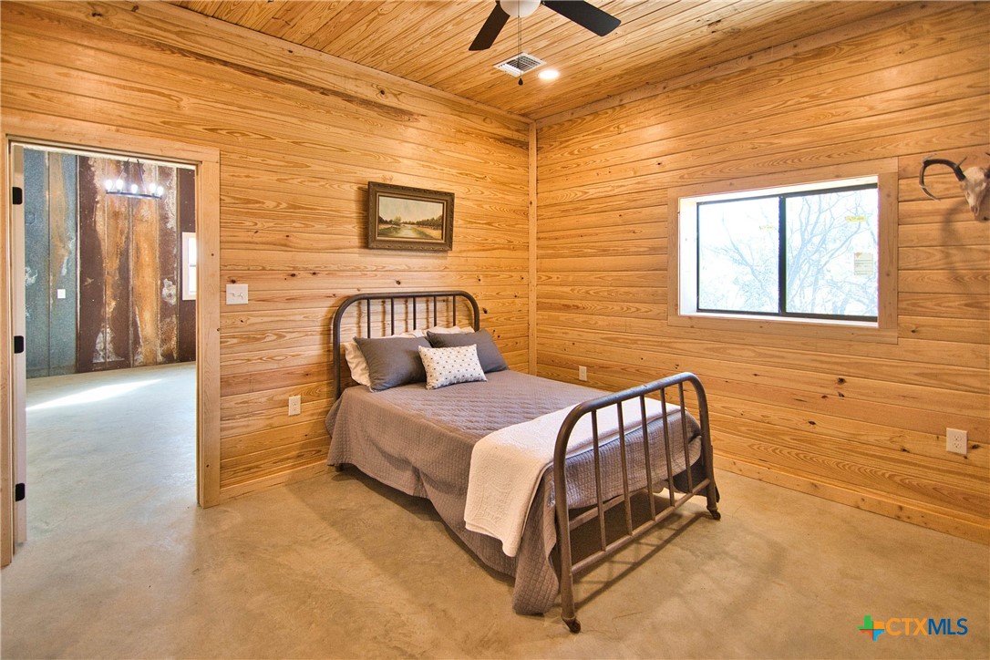 10335 Hickory Grove Road Property Photo 7