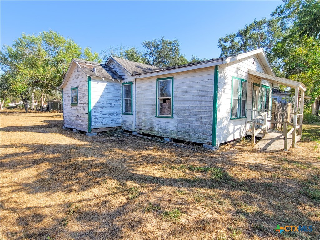 1109 S Wharton Street Property Photo 4