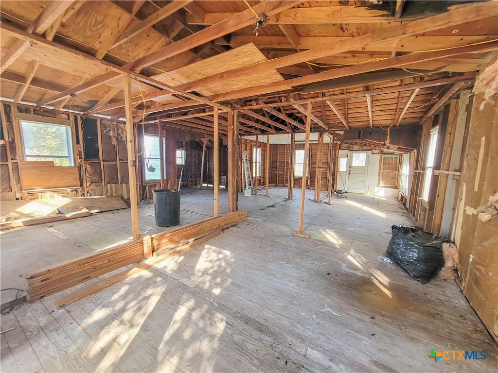 1109 S Wharton Street Property Photo 9
