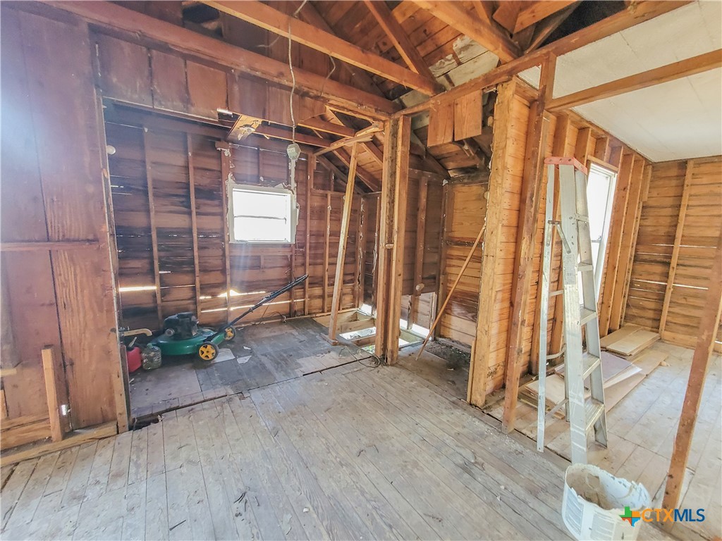 1109 S Wharton Street Property Photo 11