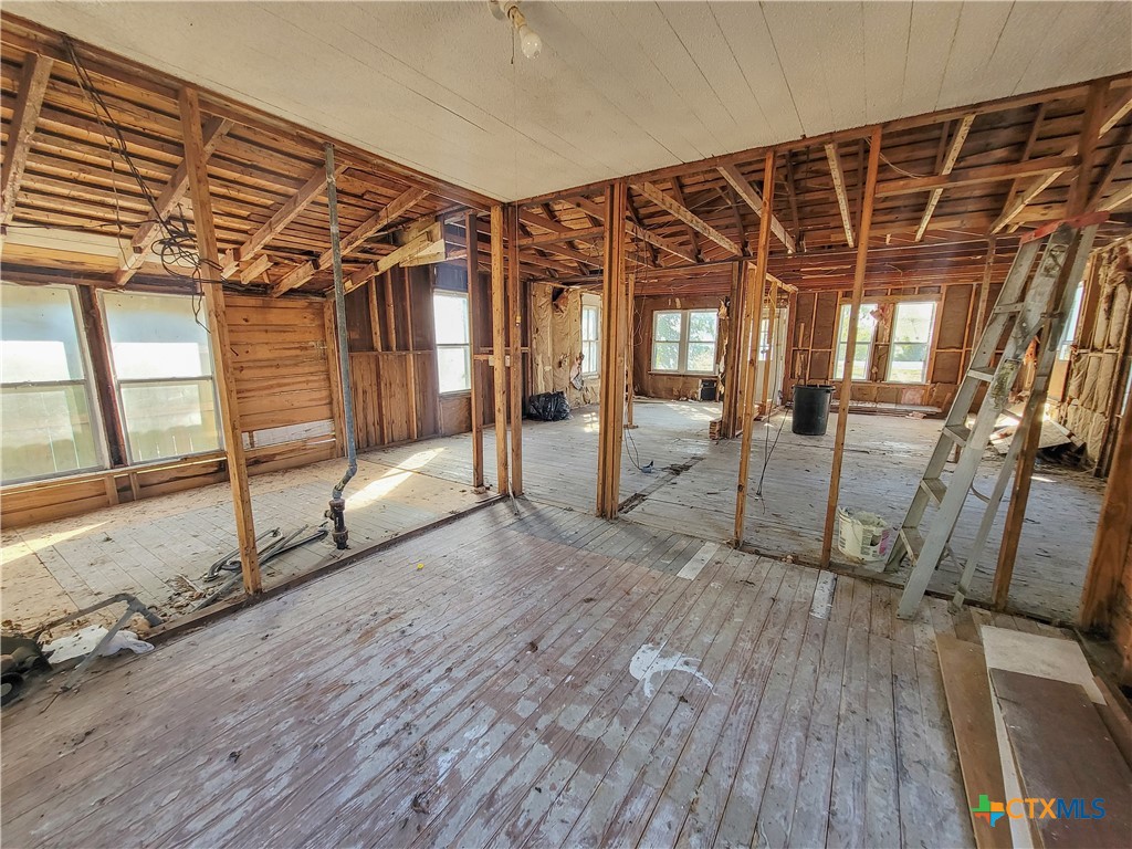 1109 S Wharton Street Property Photo 12