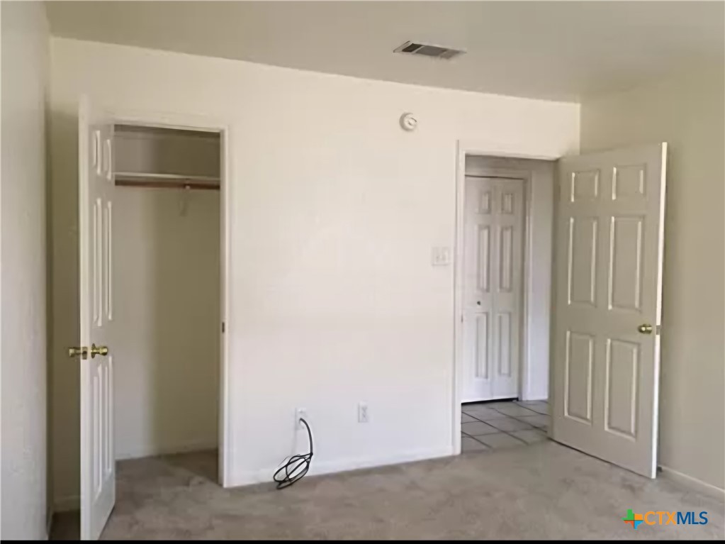 4904 John David Drive Property Photo 6