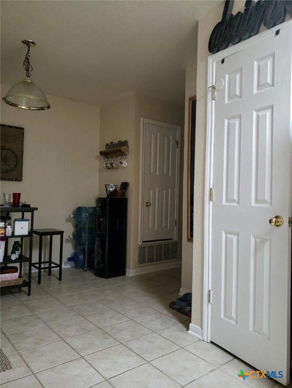 4904 John David Drive Property Photo 7