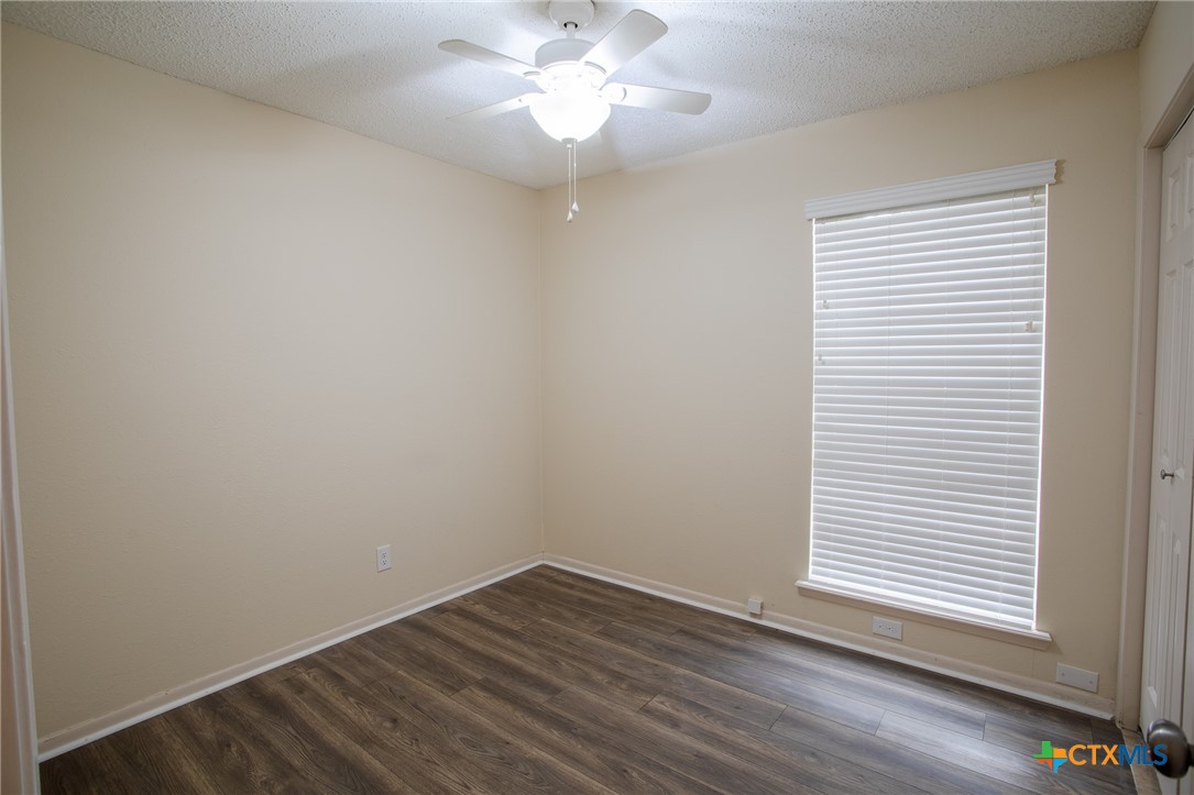 111 Kensington Drive Property Photo 10