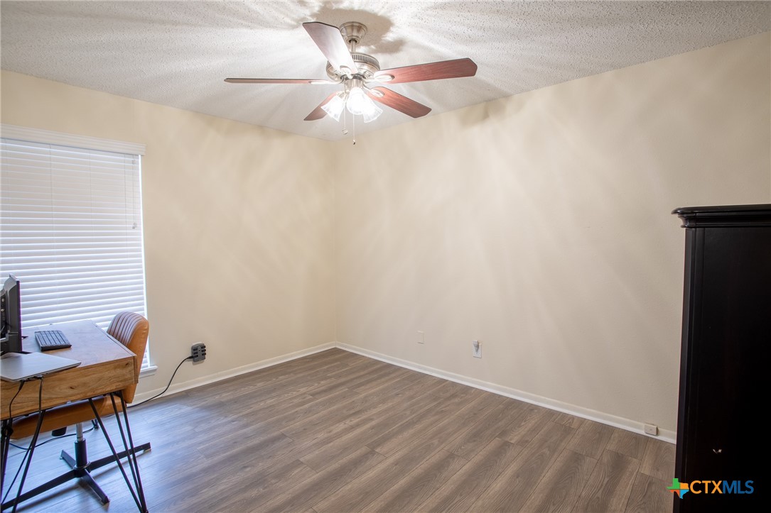 111 Kensington Drive Property Photo 13