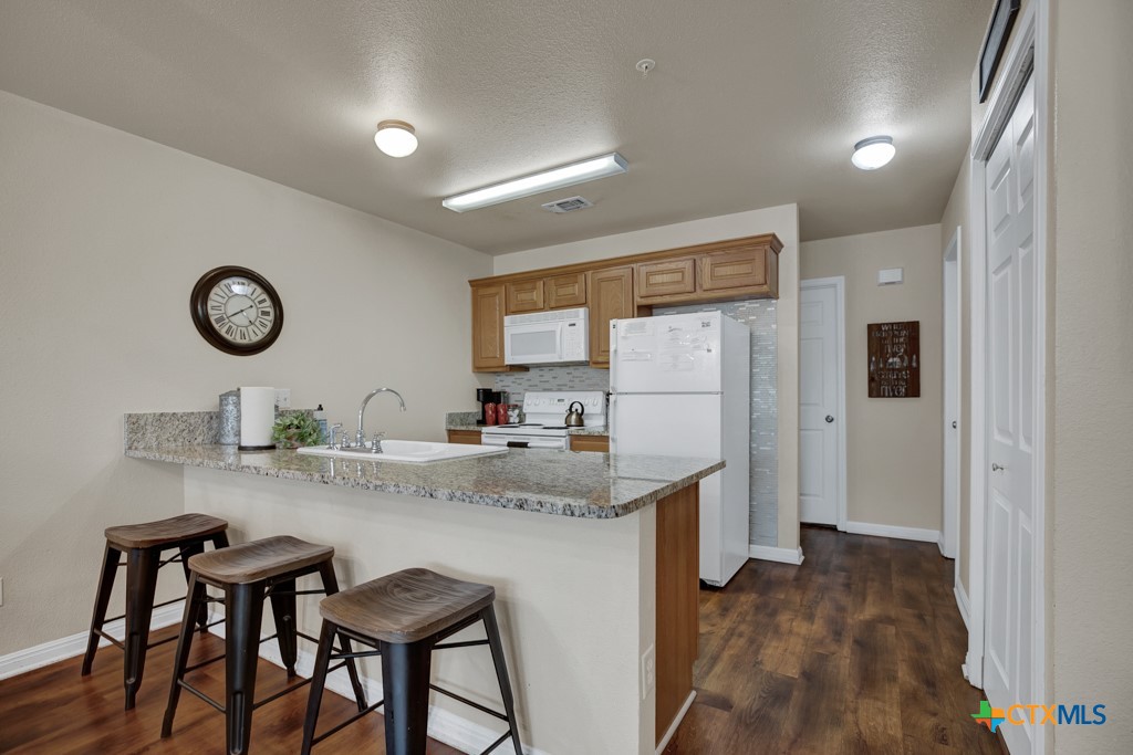 730 E Mather Street B101 Property Photo 18