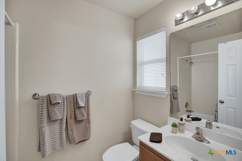 730 E Mather Street B101 Property Photo 26