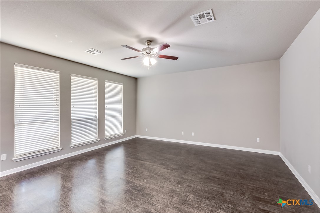 1202 Jester Court Property Photo 9