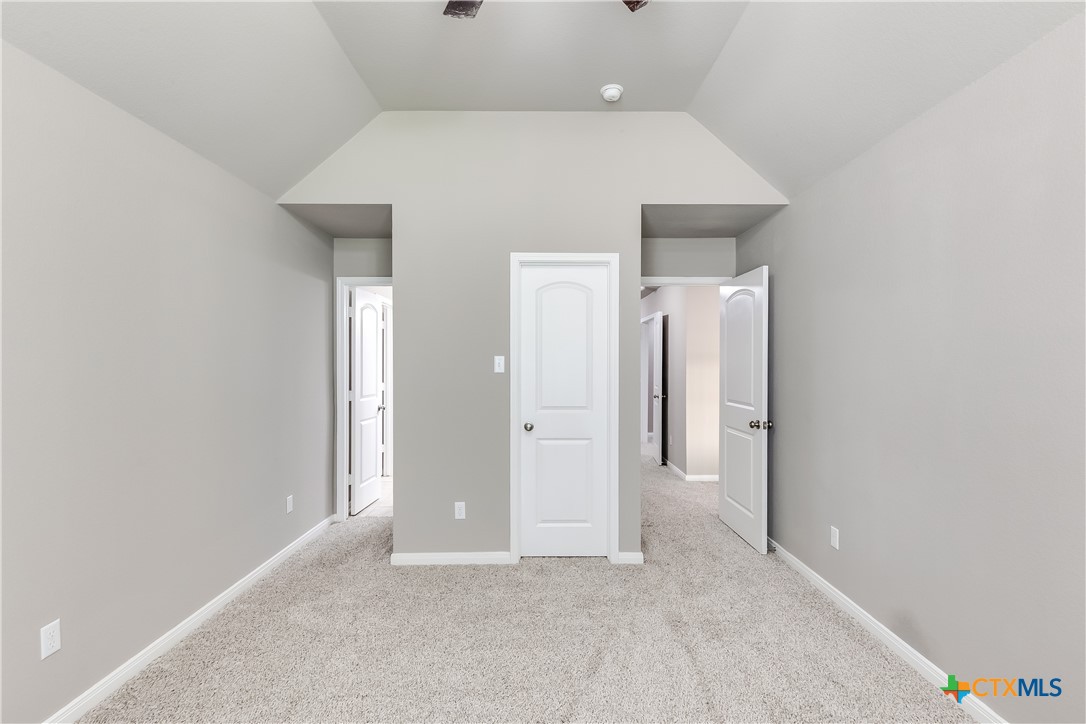 1202 Jester Court Property Photo 32
