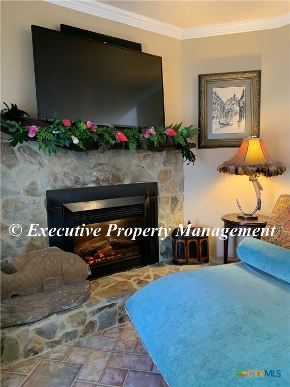 1101 The Cape Road 1 Property Photo 14