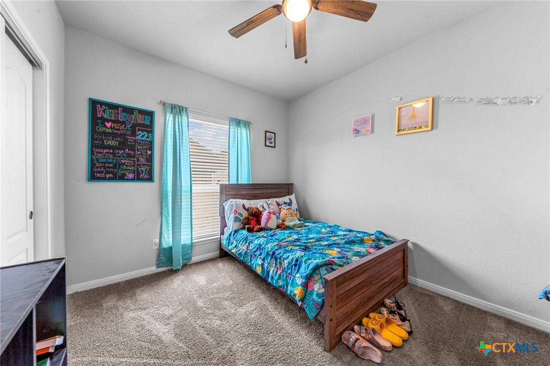 648 Oxford Lane Property Photo 14