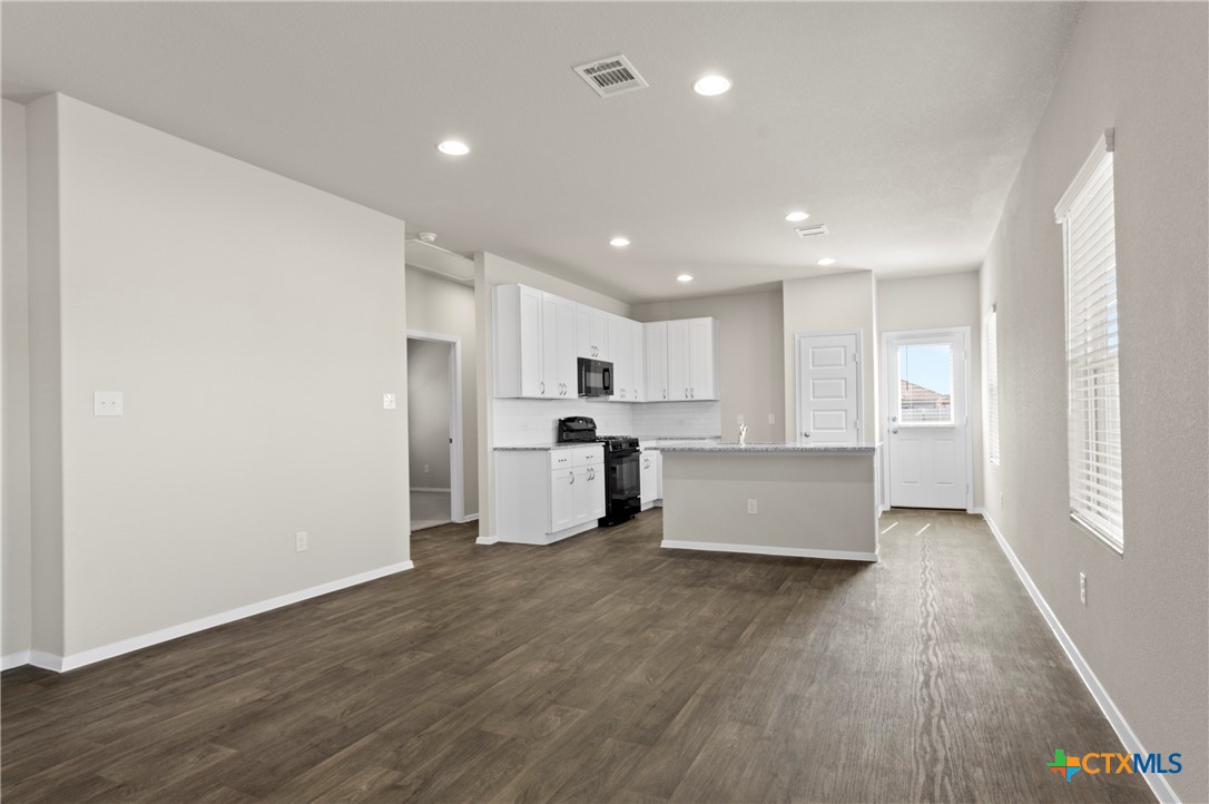 107 Honeybee Lane Property Photo 15