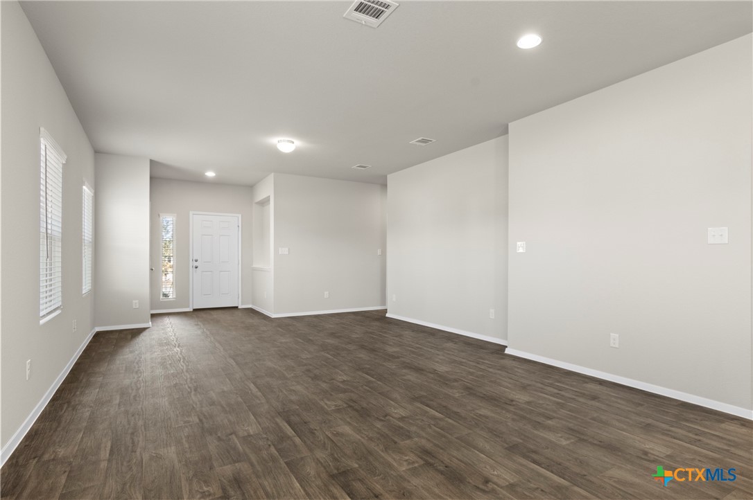 107 Honeybee Lane Property Photo 18