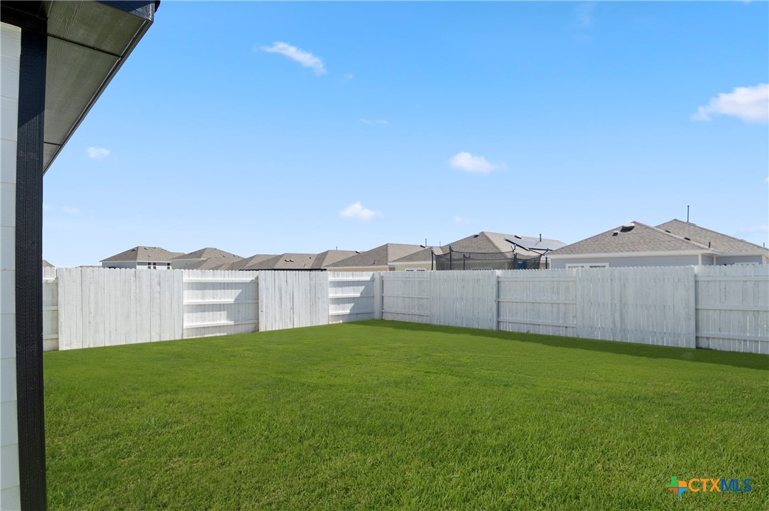 107 Honeybee Lane Property Photo 27