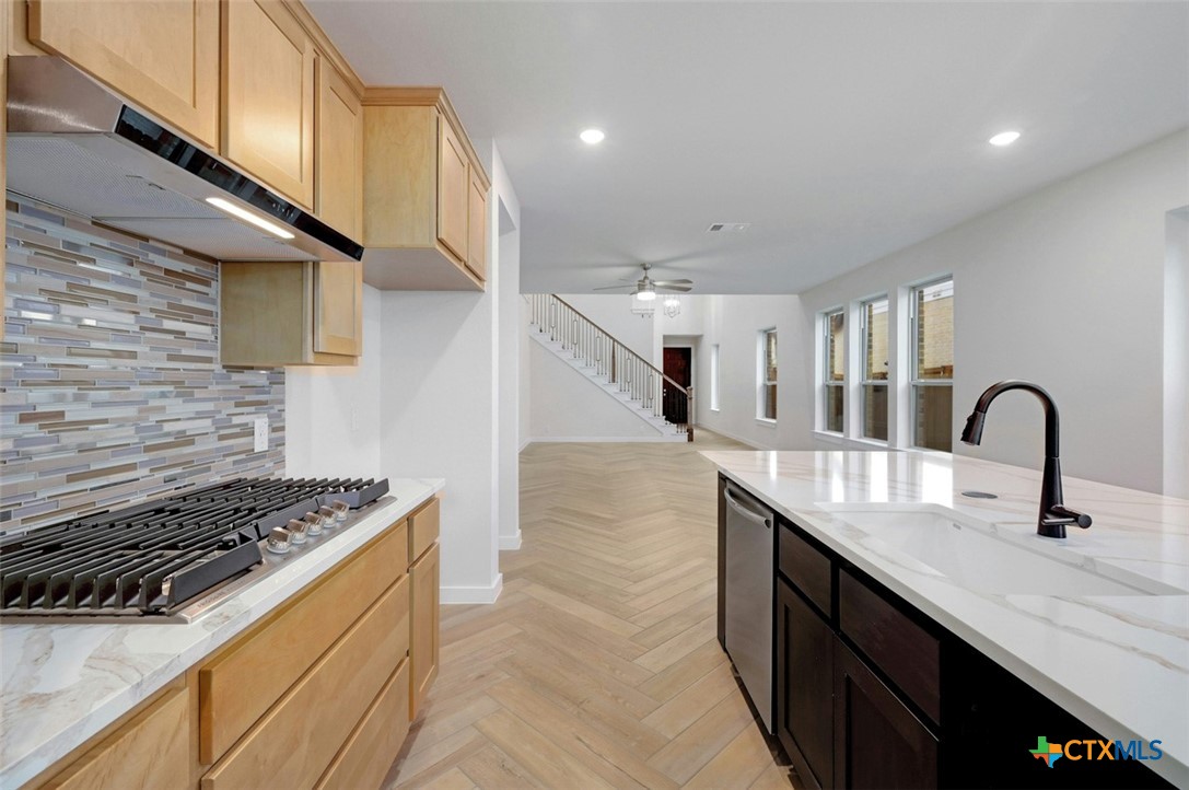 1813 Nettletree Property Photo 3